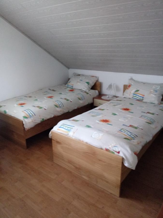 לינה וארוחת בוקר Vinica Bed&Breakfast Zilje מראה חיצוני תמונה